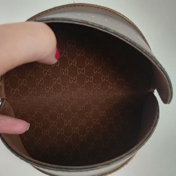 GUCCI | curved sunglasses case brown - Picture 2 of 3